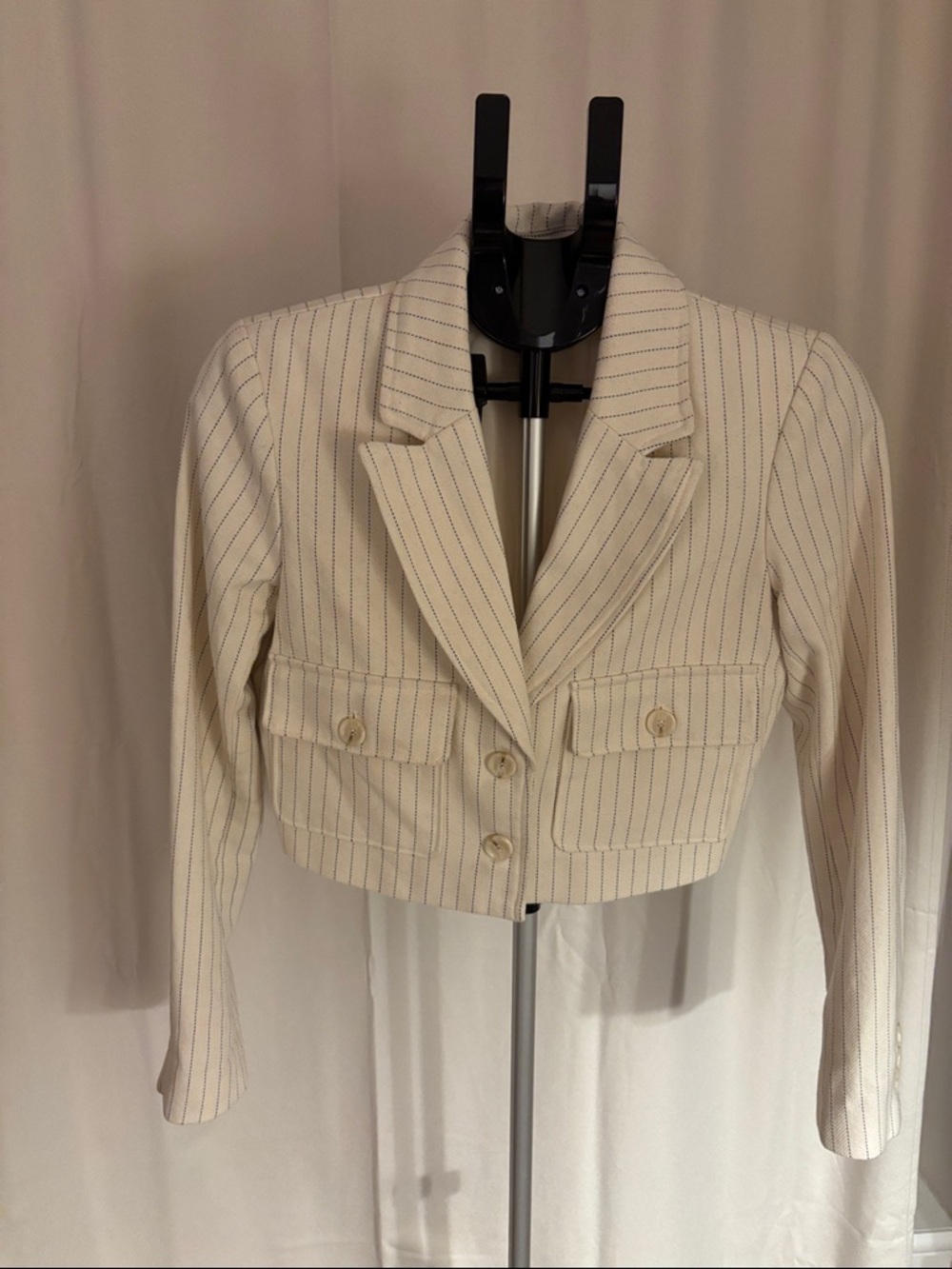 Rachel Zoe Women's Cream Pinstripe Cropped Blazer Jacket Size 6